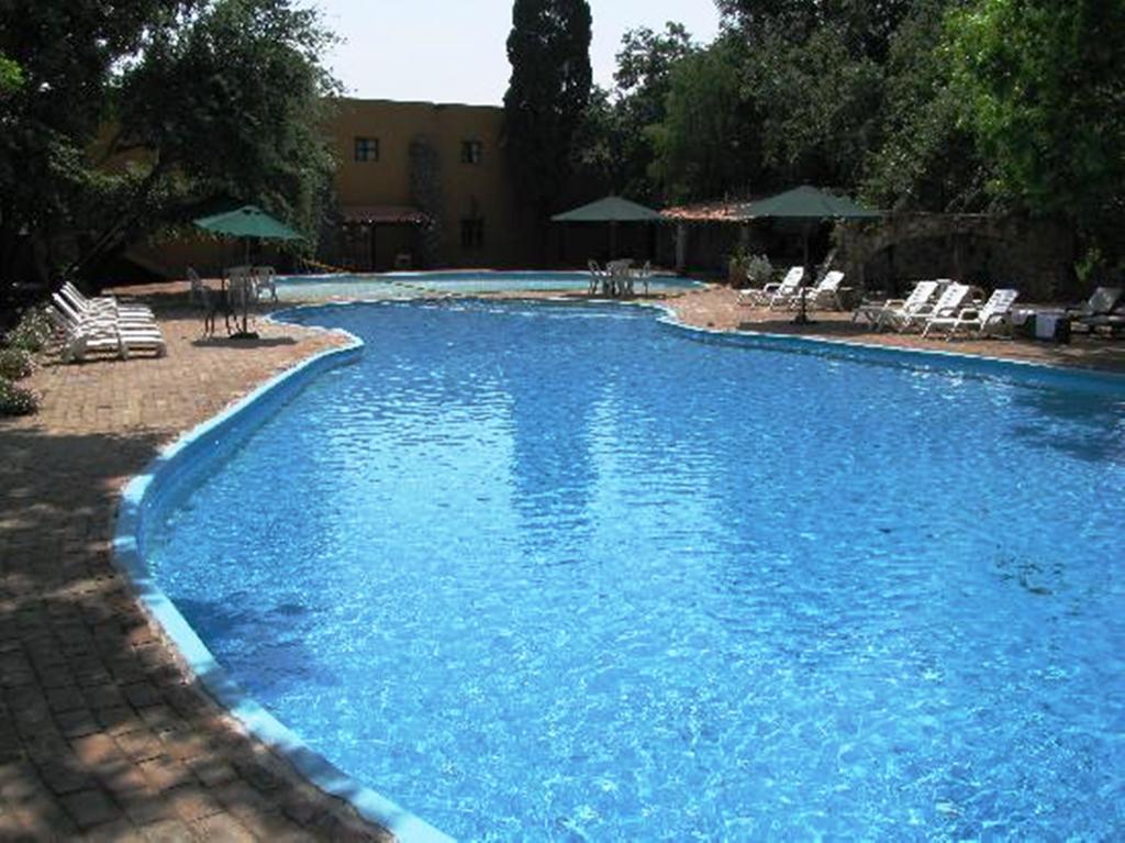 Hotel Rancho El 7 Сан-Хуан-дель-Ріо Екстер'єр фото